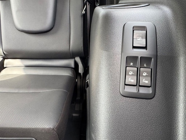 Used Toyota Landcruiser 2023 for sale - 75230113: Photo 38