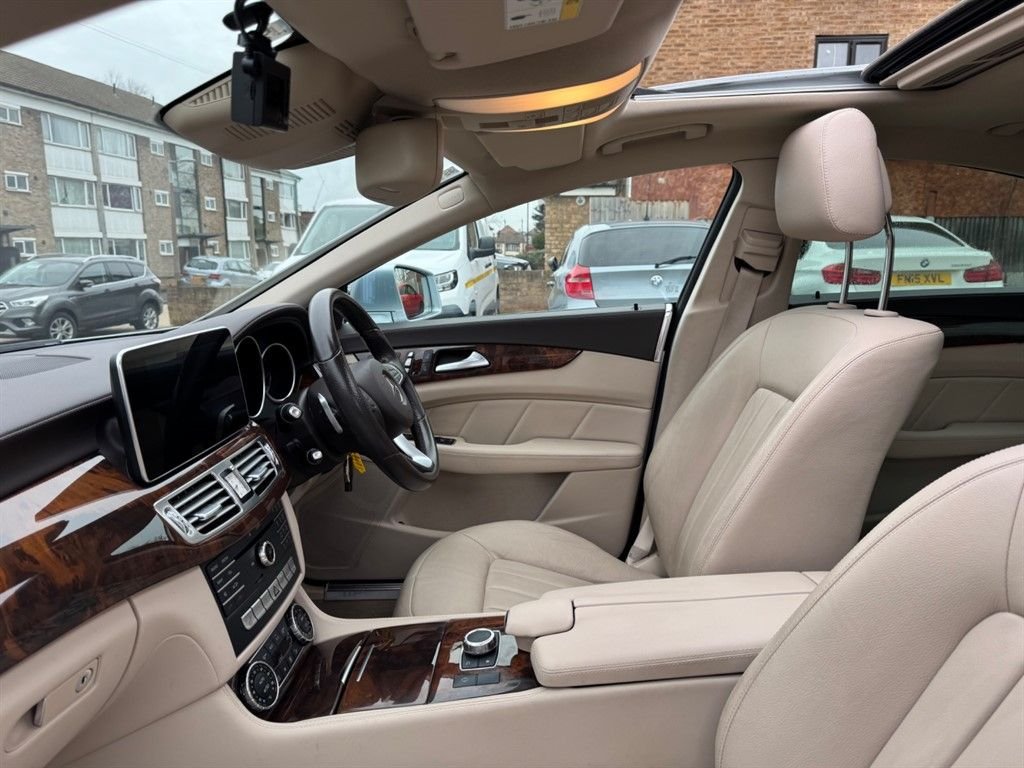 Used Mercedes-Benz CLS 2016 for sale - 77642887: Photo 10