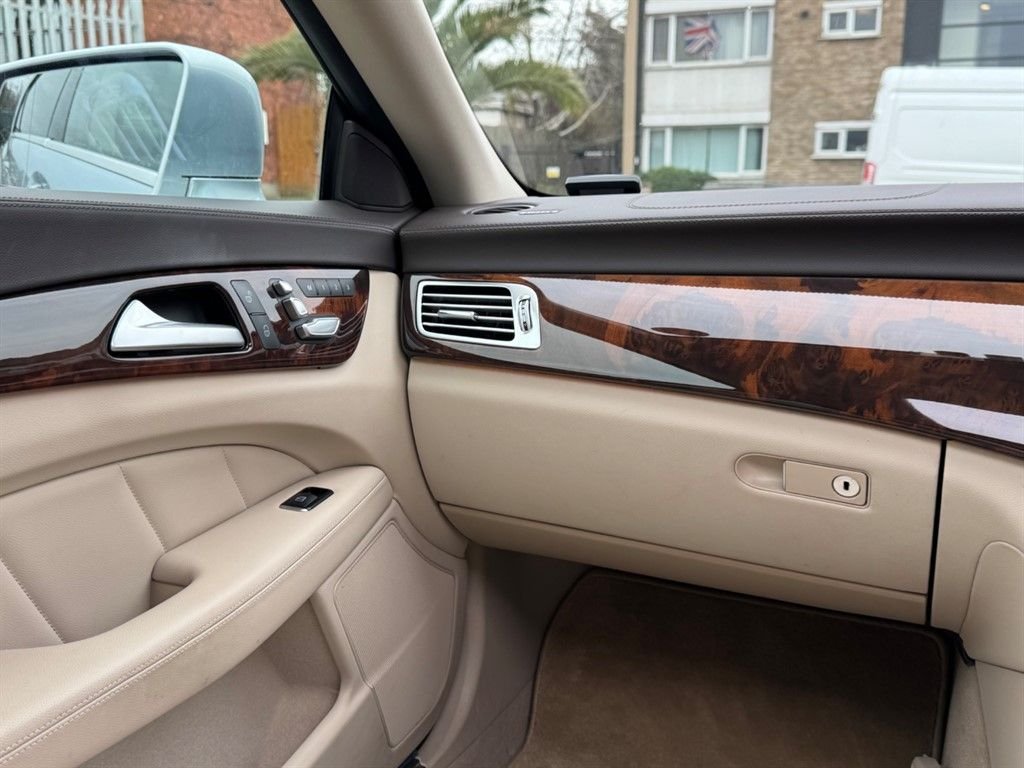 Used Mercedes-Benz CLS 2016 for sale - 77642887: Photo 18