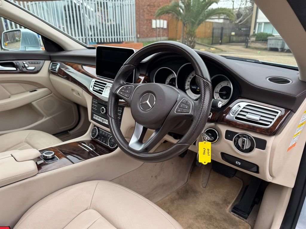 Used Mercedes-Benz CLS 2016 for sale - 77642887: Photo 30