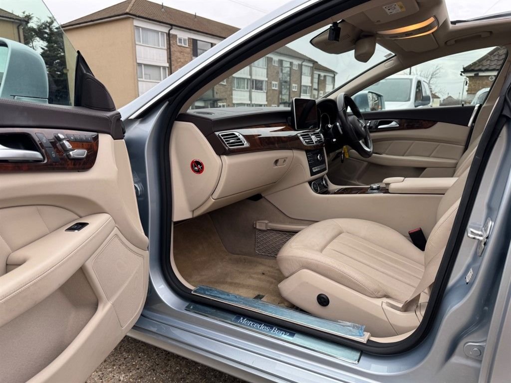 Used Mercedes-Benz CLS 2016 for sale - 77642887: Photo 35