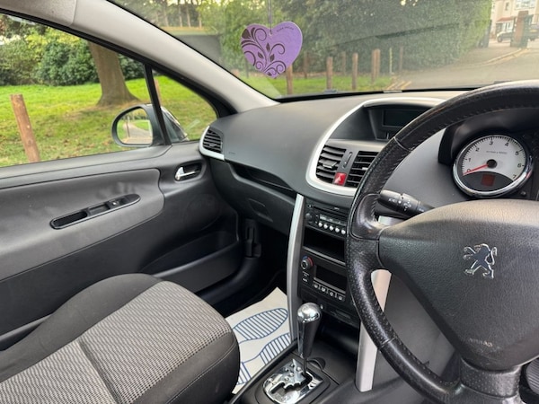 Used Peugeot 207 2009 for sale - 76173105: Photo 17