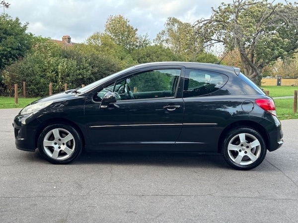 Used Peugeot 207 2009 for sale - 76173105: Photo 9