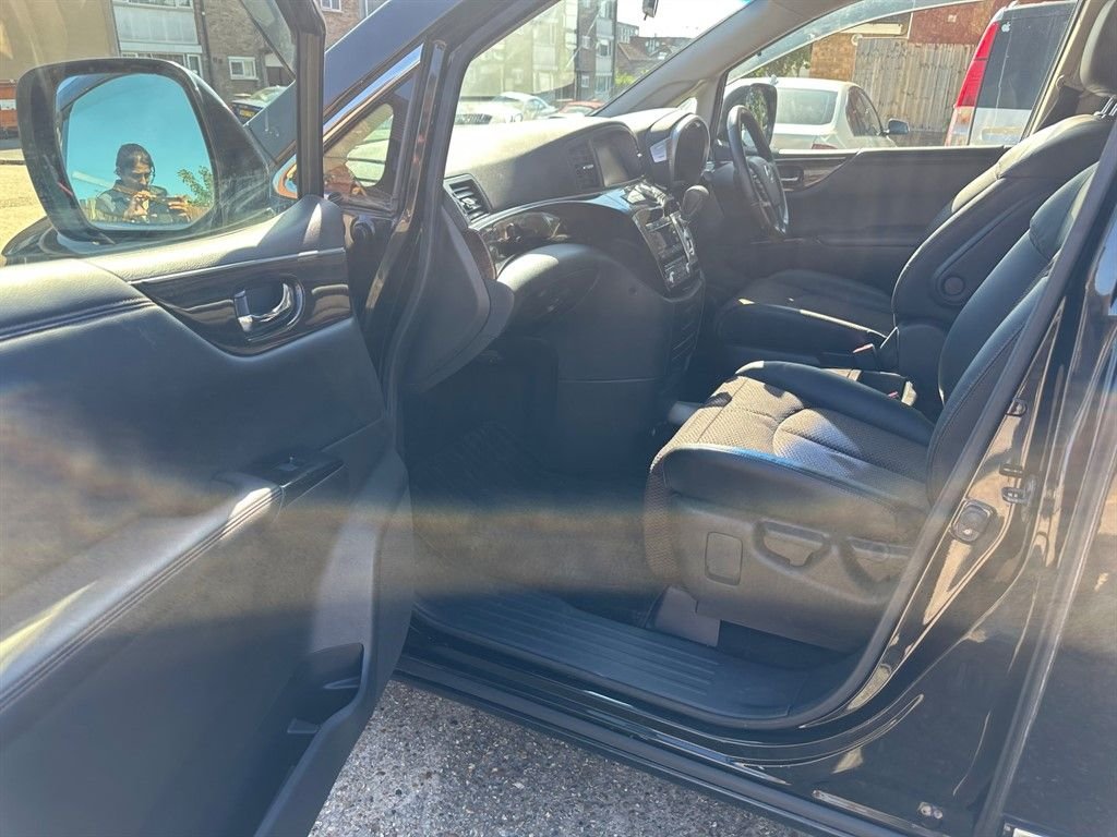 Used Nissan Elgrand 2025 for sale - 77547237: Photo 17