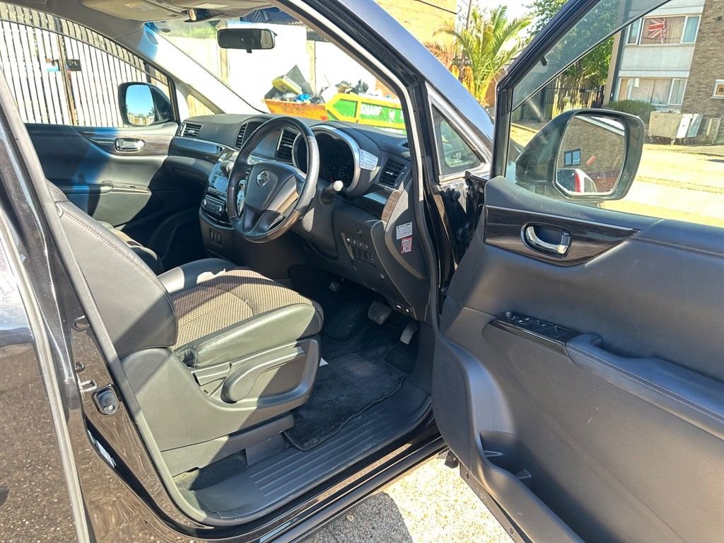 Used Nissan Elgrand 2025 for sale - 77547237: Photo 24