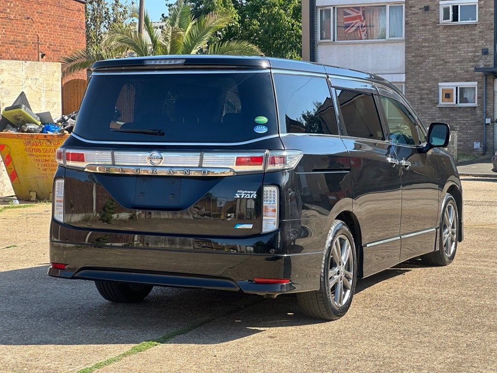 Used Nissan Elgrand 2025 for sale - 77547237: Photo 3