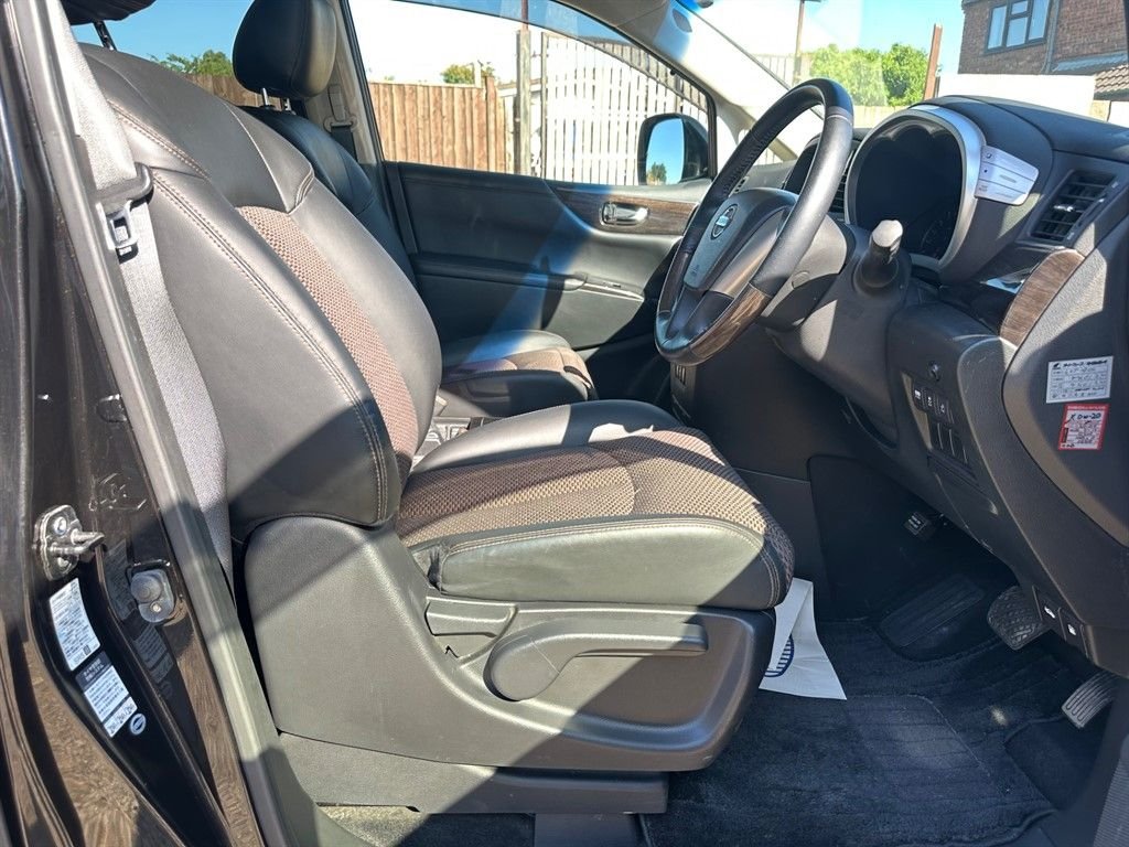 Used Nissan Elgrand 2025 for sale - 77547237: Photo 50