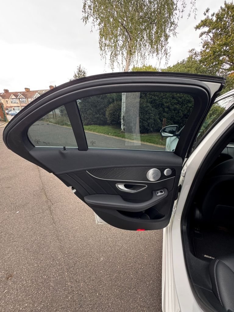 Used Mercedes-Benz C Class 2016 for sale - 76039215: Photo 19