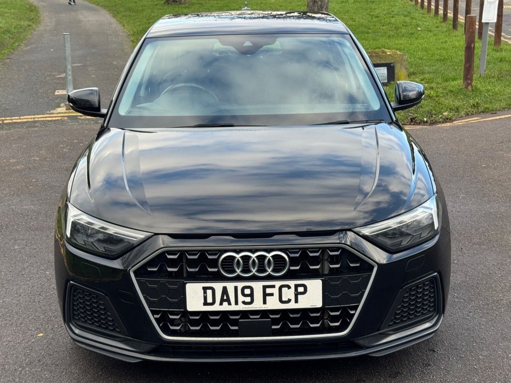 Used Audi A1 2019 for sale - 77370097: Photo 2