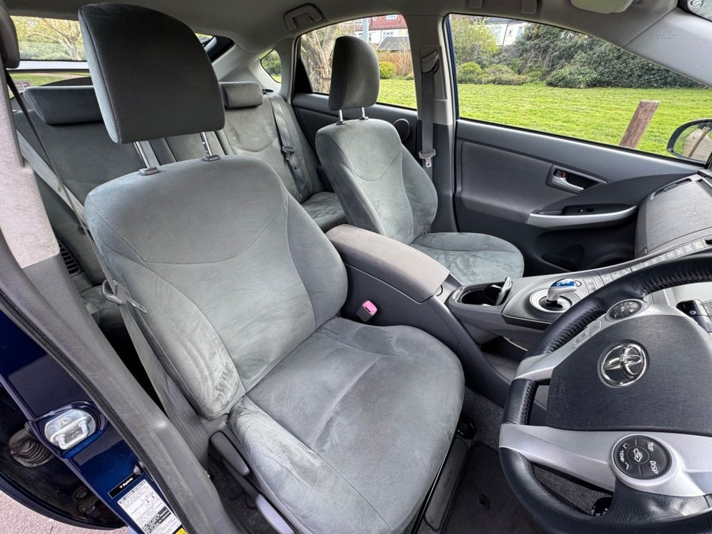 Used Toyota Prius 2010 for sale - 78030752: Photo 10