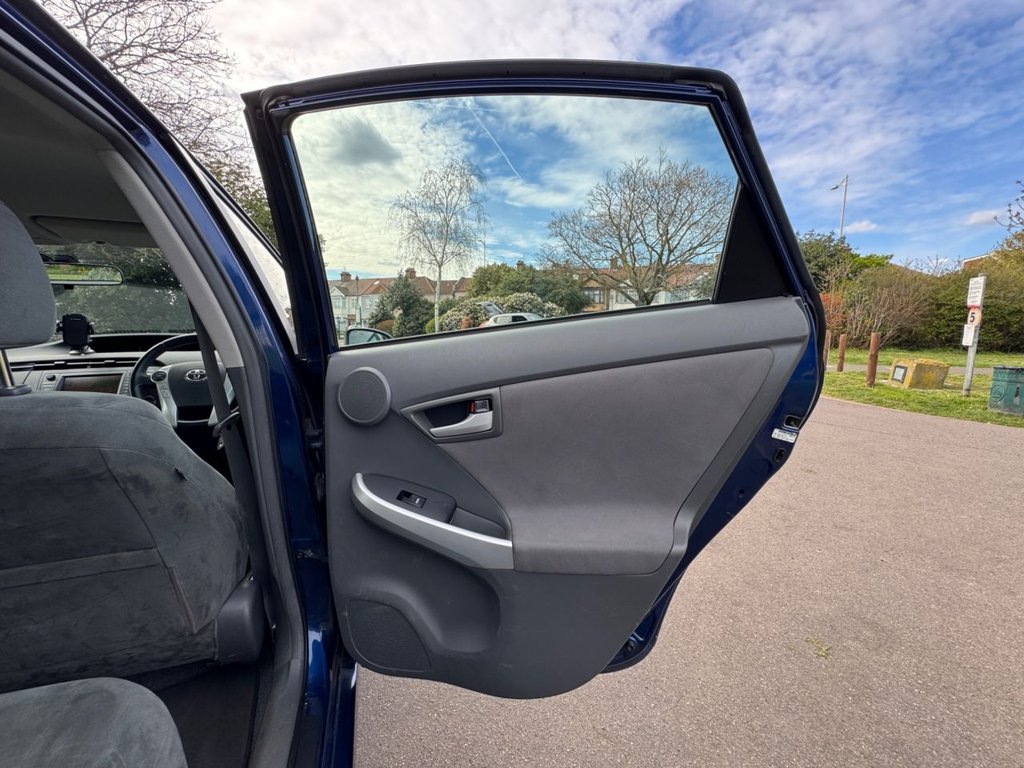 Used Toyota Prius 2010 for sale - 78030752: Photo 17