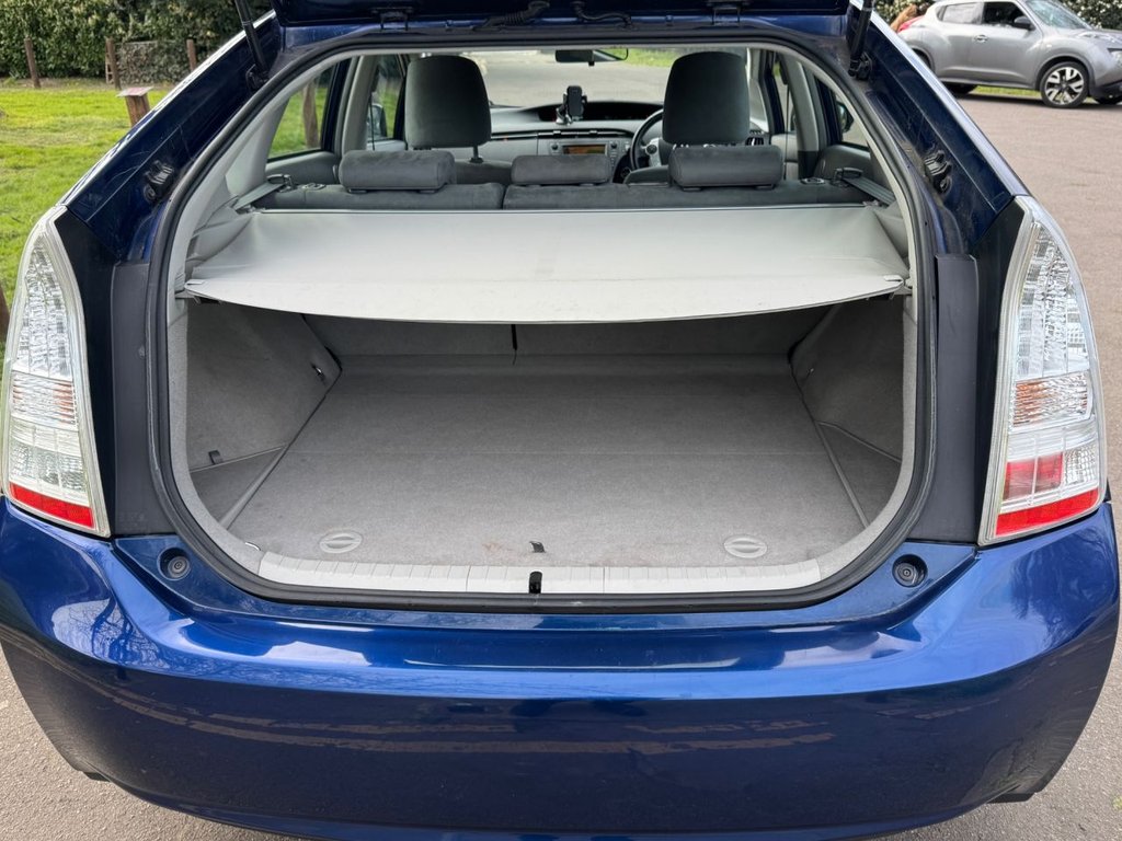 Used Toyota Prius 2010 for sale - 78030752: Photo 22