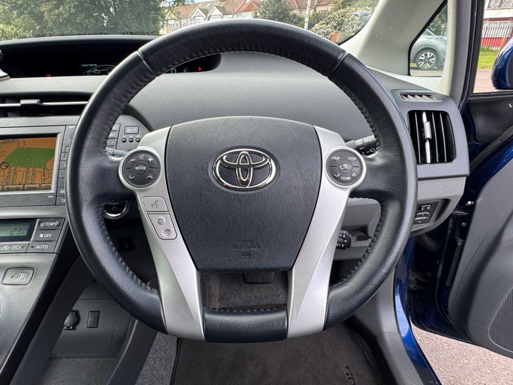 Used Toyota Prius 2010 for sale - 78030752: Photo 24