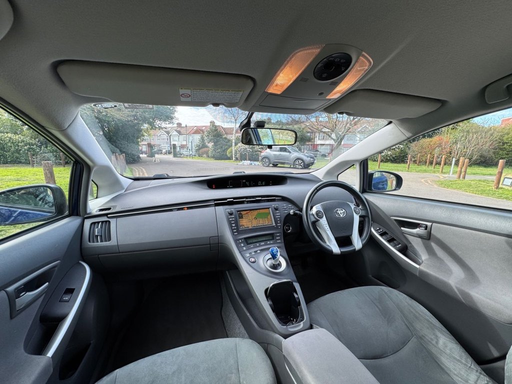 Used Toyota Prius 2010 for sale - 78030752: Photo 31