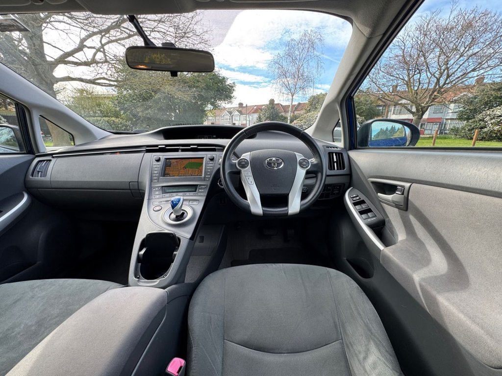 Used Toyota Prius 2010 for sale - 78030752: Photo 32