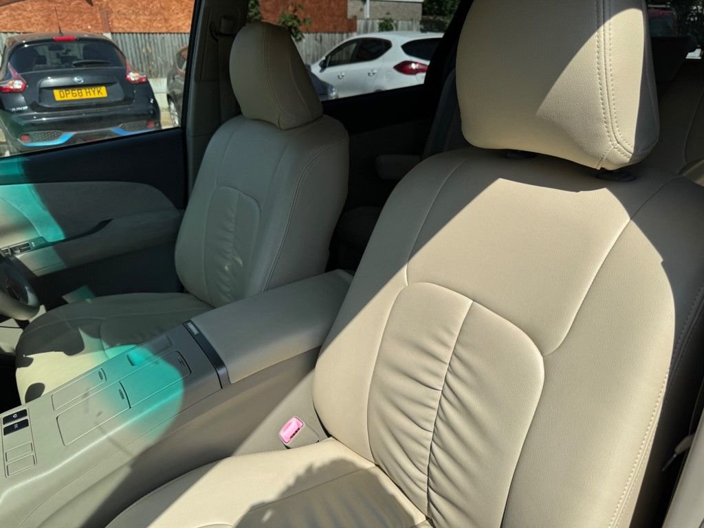 Used Toyota Estima 2022 for sale - 77547279: Photo 29