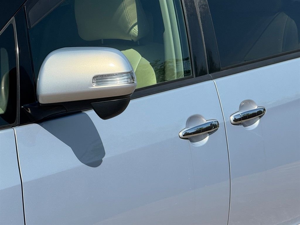 Used Toyota Estima 2022 for sale - 77547279: Photo 42