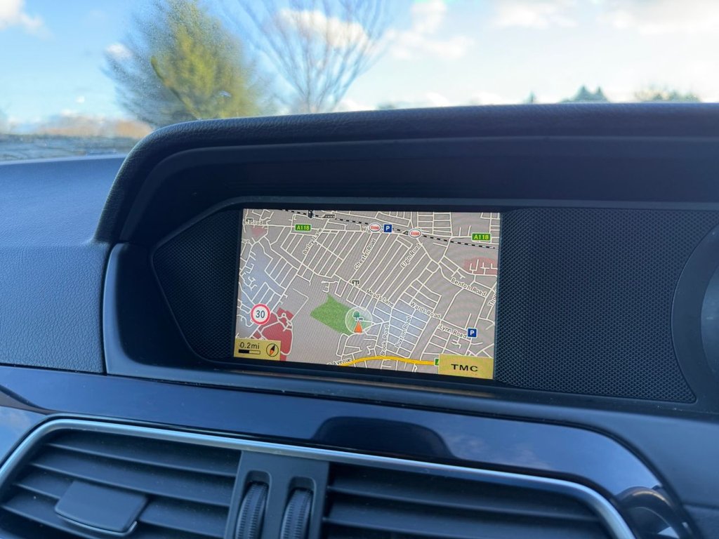 Used Mercedes-Benz C Class 2011 for sale - 76901097: Photo 10