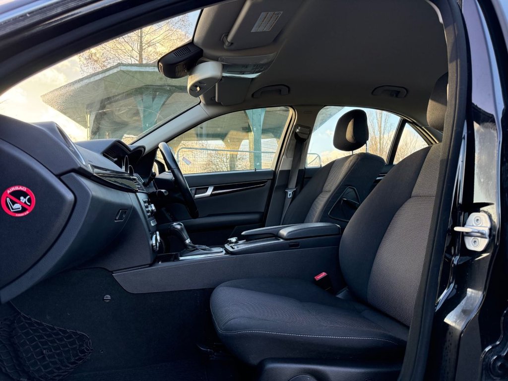 Used Mercedes-Benz C Class 2011 for sale - 76901097: Photo 21