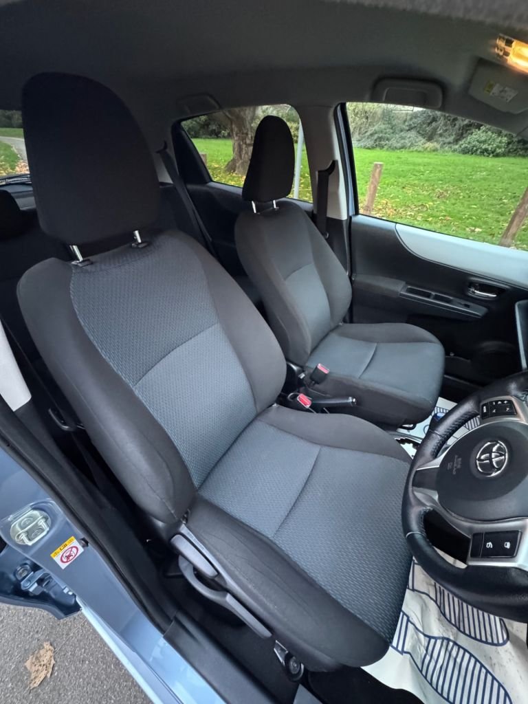 Used Toyota Yaris 2013 for sale - 76482343: Photo 13