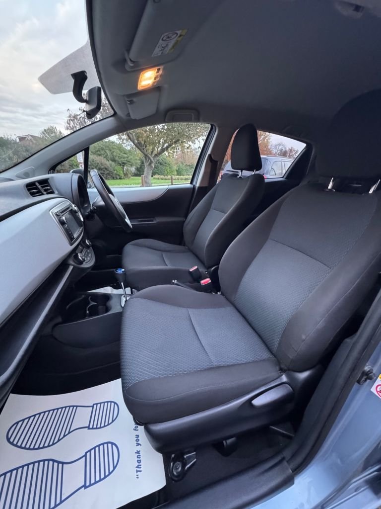 Used Toyota Yaris 2013 for sale - 76482343: Photo 14