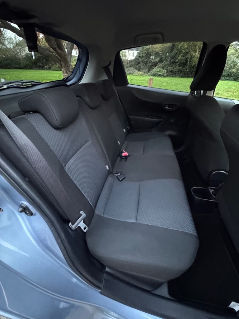 Used Toyota Yaris 2013 for sale - 76482343: Photo 18