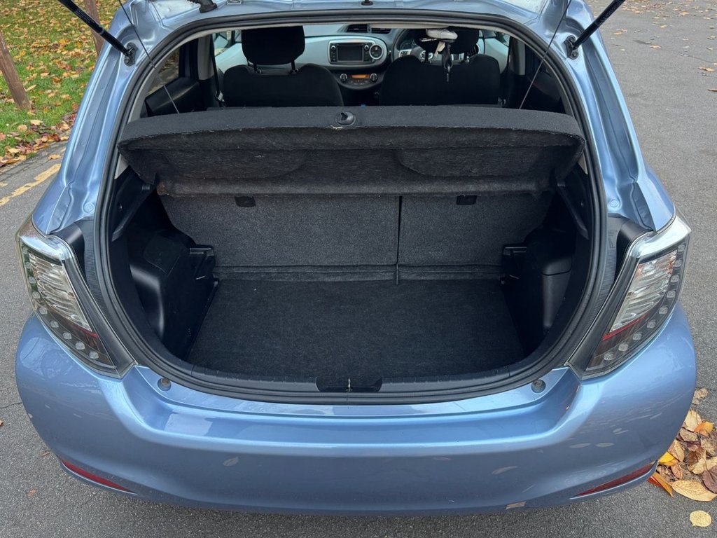 Used Toyota Yaris 2013 for sale - 76482343: Photo 24