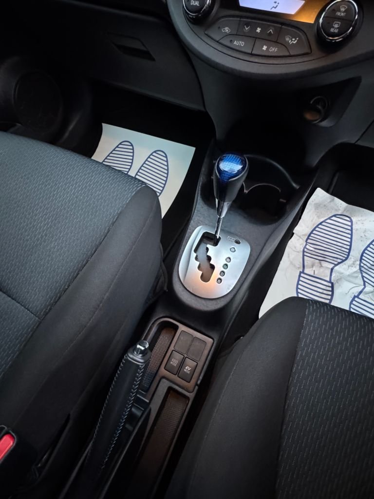 Used Toyota Yaris 2013 for sale - 76482343: Photo 28