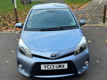 Used Toyota Yaris 2013 for sale - 76482343: Photo