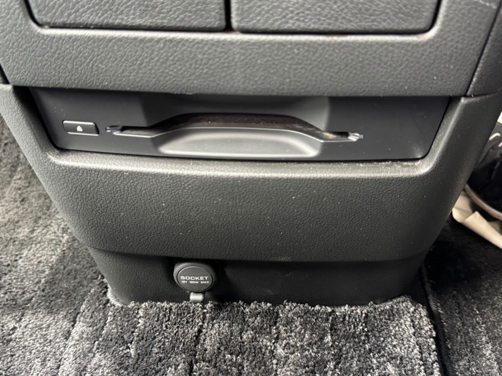 Used Nissan Elgrand 2025 for sale - 77507559: Photo 36