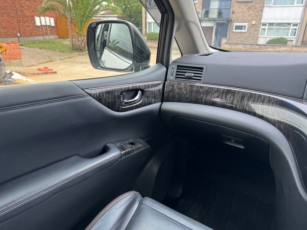 Used Nissan Elgrand 2025 for sale - 77507559: Photo 39