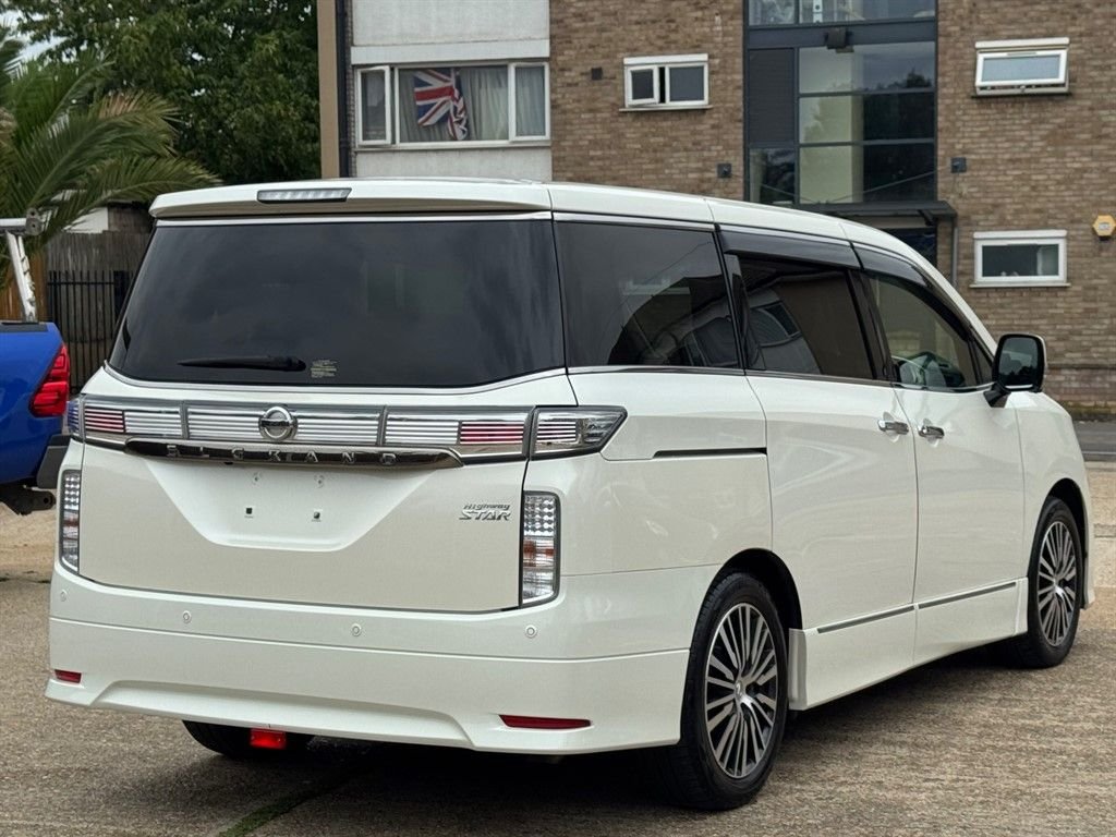 Used Nissan Elgrand 2025 for sale - 77507559: Photo 4