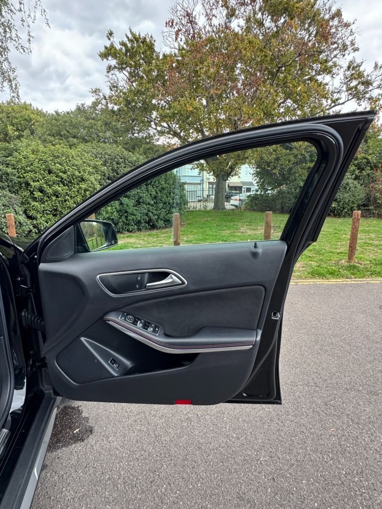 Used Mercedes-Benz GLA 2016 for sale - 76039545: Photo 15