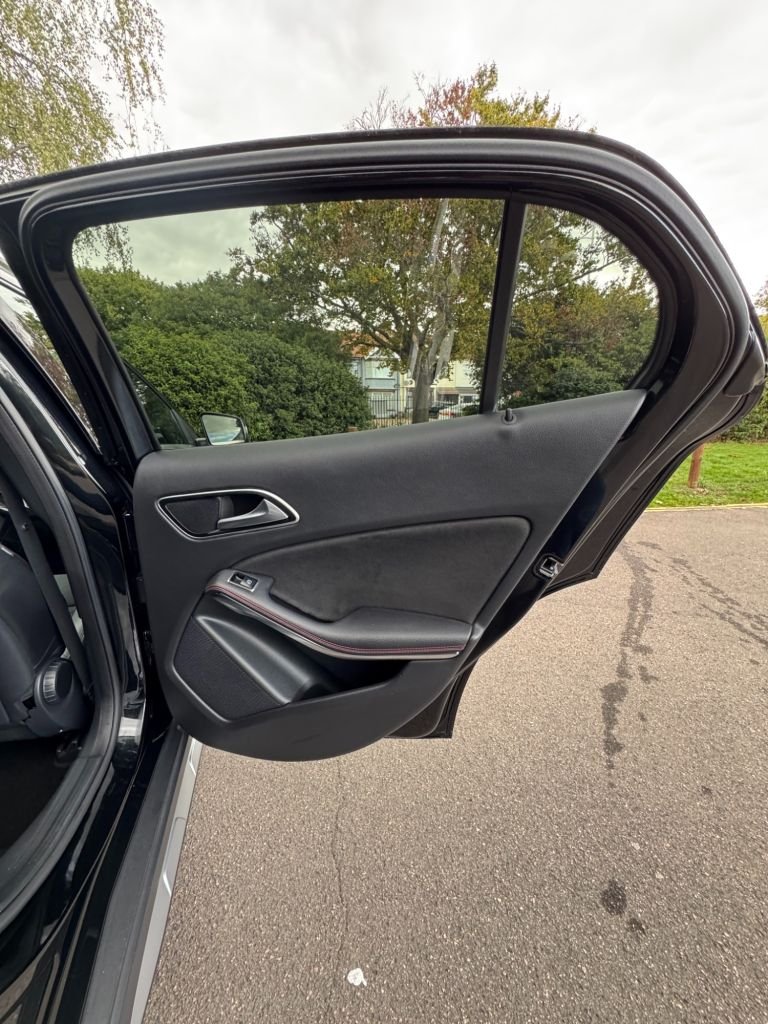 Used Mercedes-Benz GLA 2016 for sale - 76039545: Photo 21