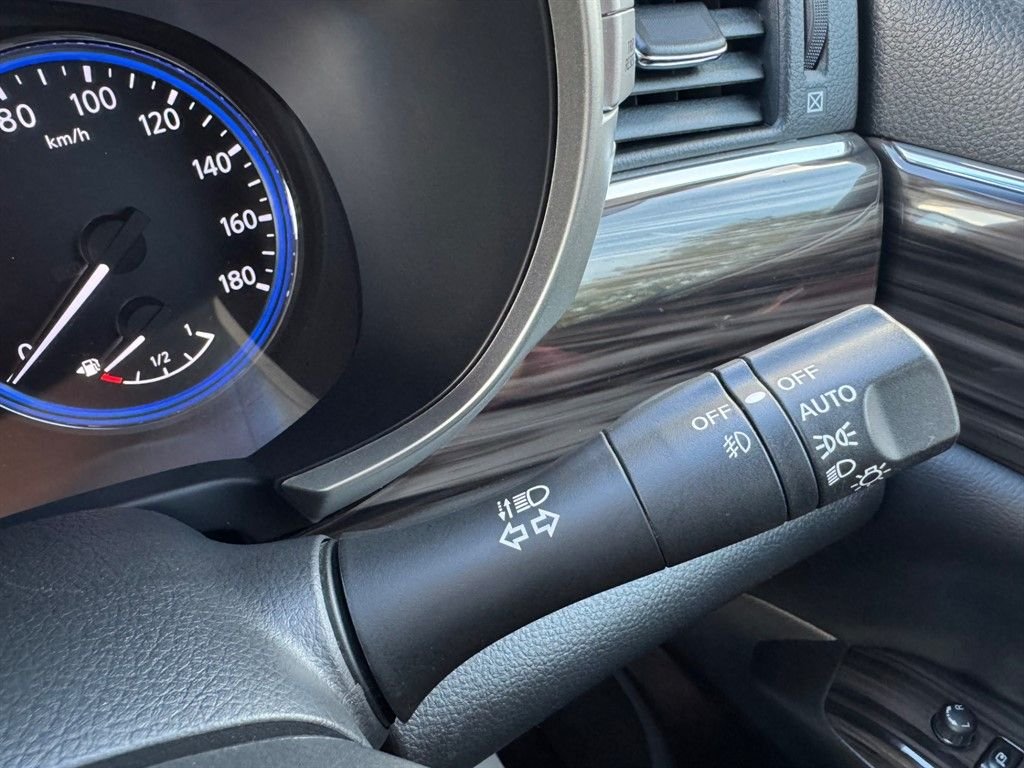 Used Nissan Elgrand 2025 for sale - 77483470: Photo 20