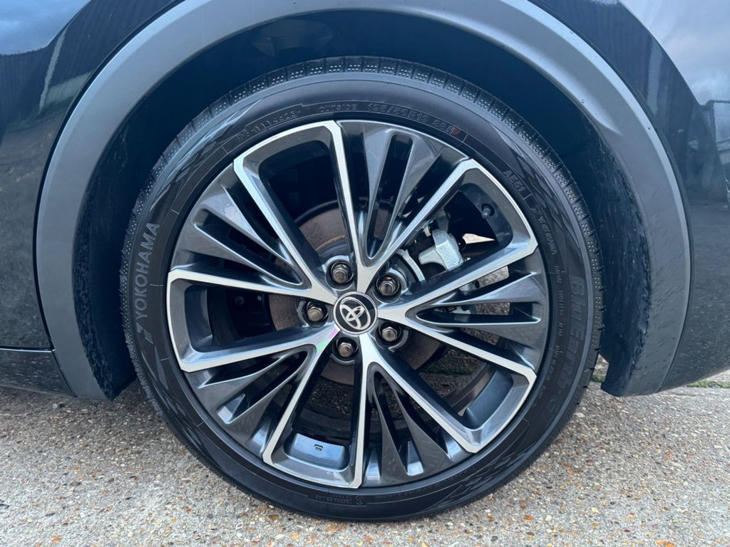 Used Toyota Prius 2025 for sale - 76345747: Photo 11