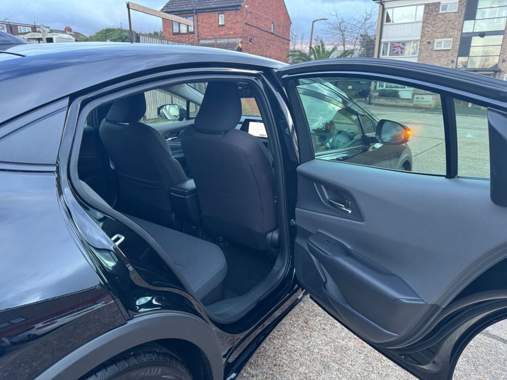 Used Toyota Prius 2025 for sale - 76345747: Photo 23