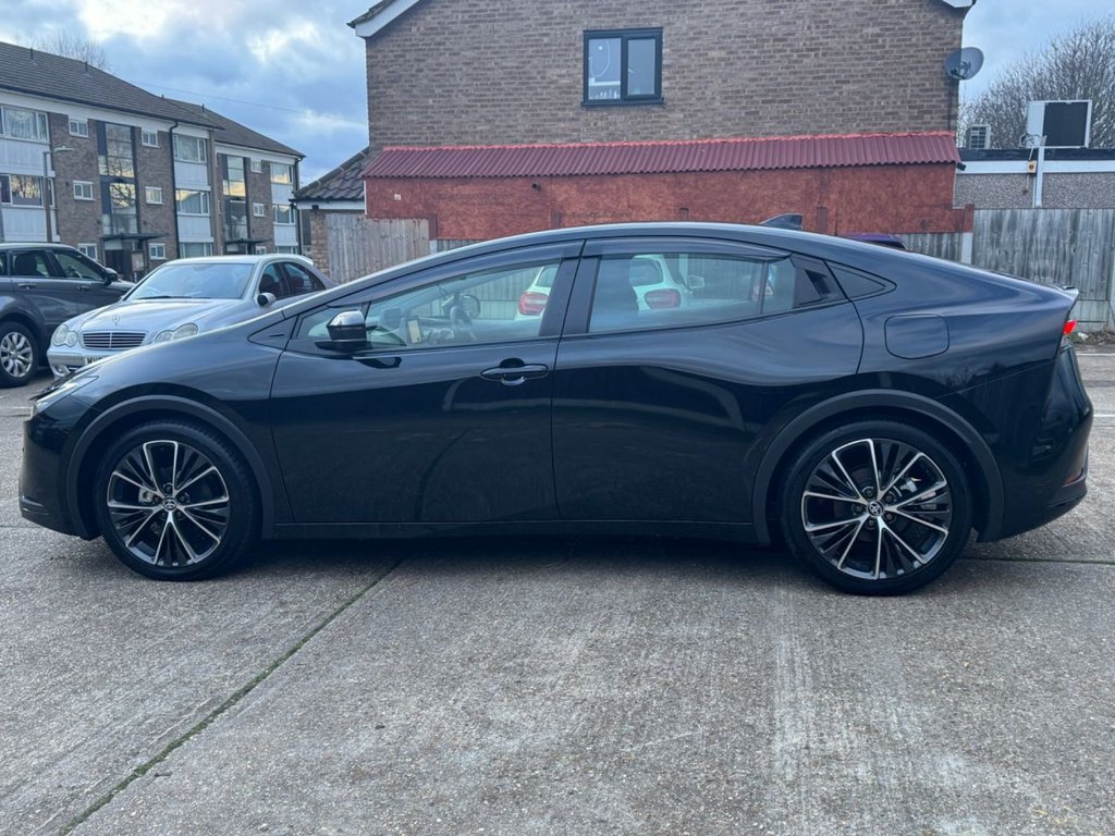 Used Toyota Prius 2025 for sale - 76345747: Photo 7