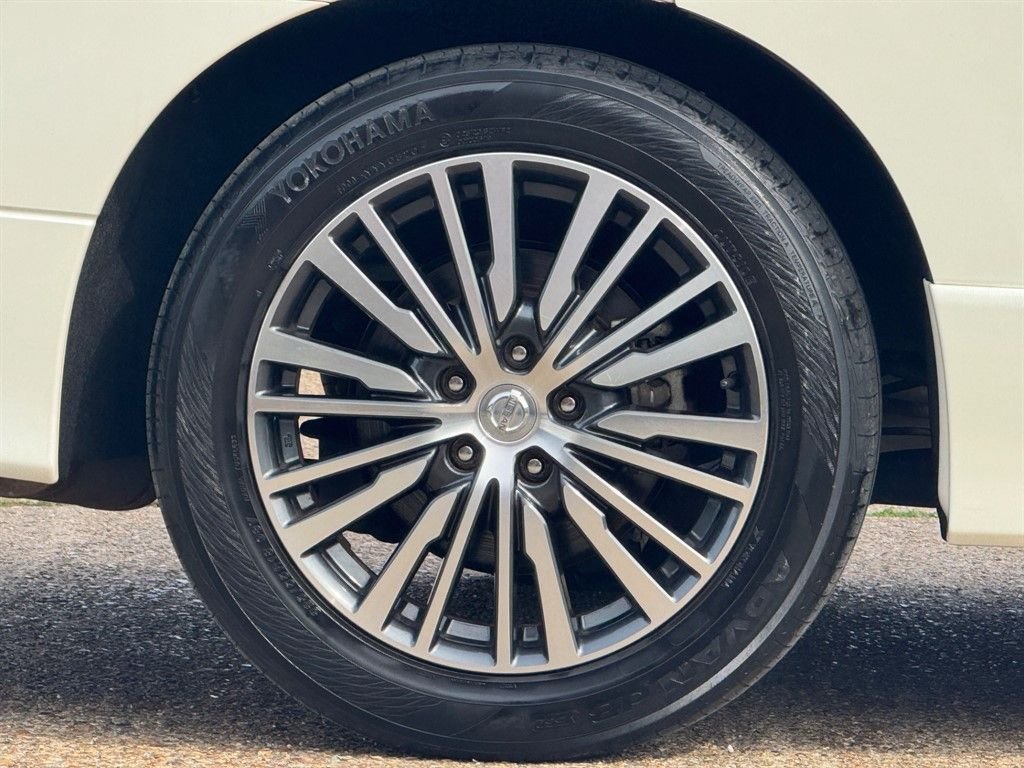 Used Nissan Elgrand 2025 for sale - 77507530: Photo 14