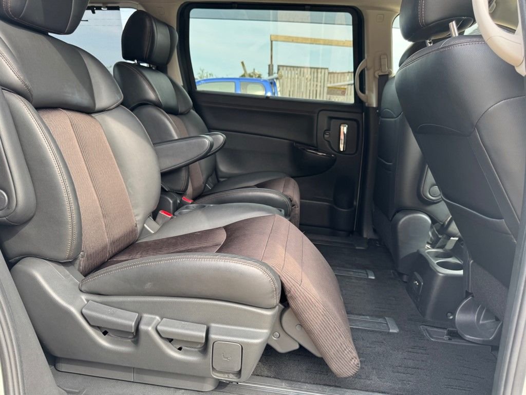 Used Nissan Elgrand 2025 for sale - 77507530: Photo 15