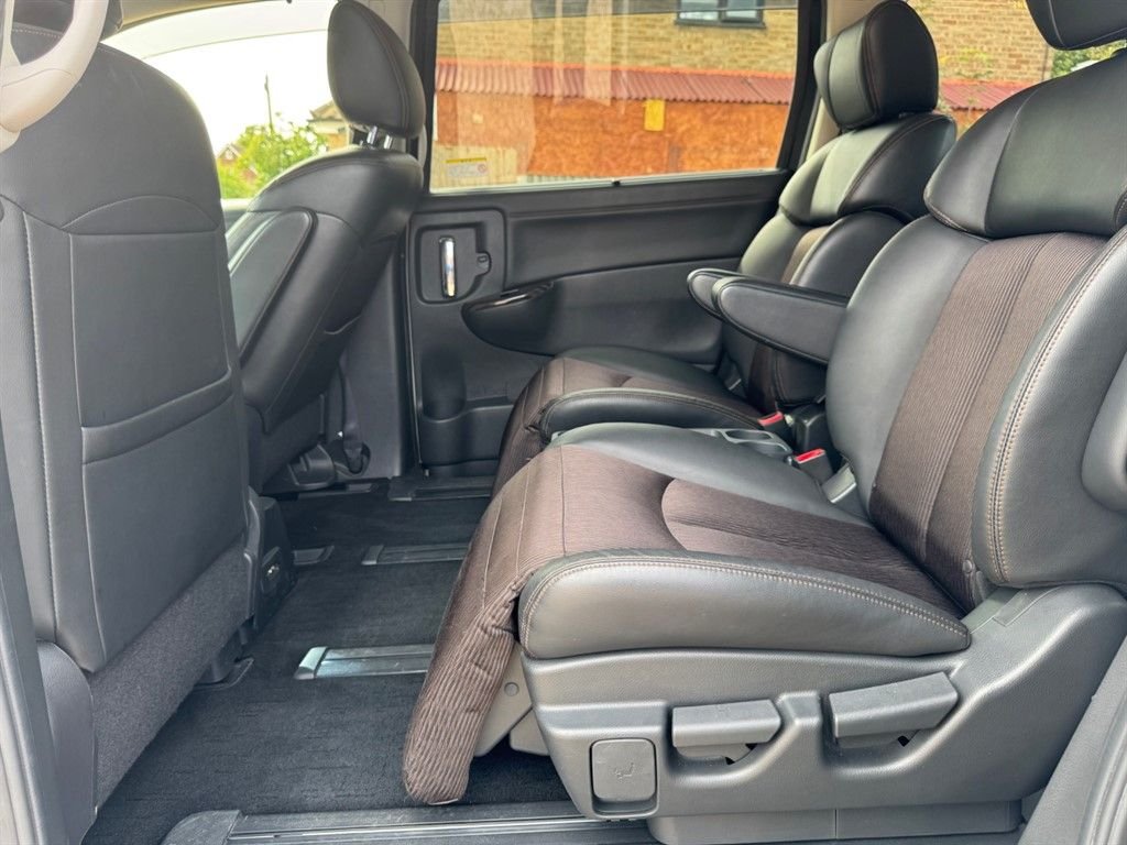 Used Nissan Elgrand 2025 for sale - 77507530: Photo 26