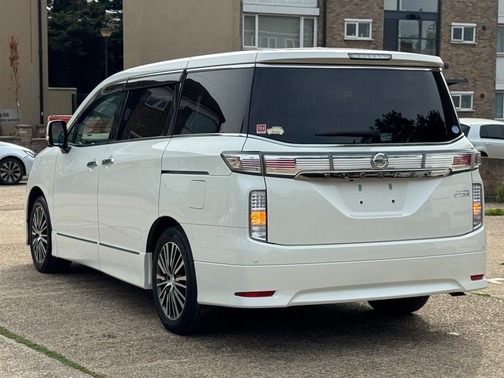 Used Nissan Elgrand 2025 for sale - 77507530: Photo 6