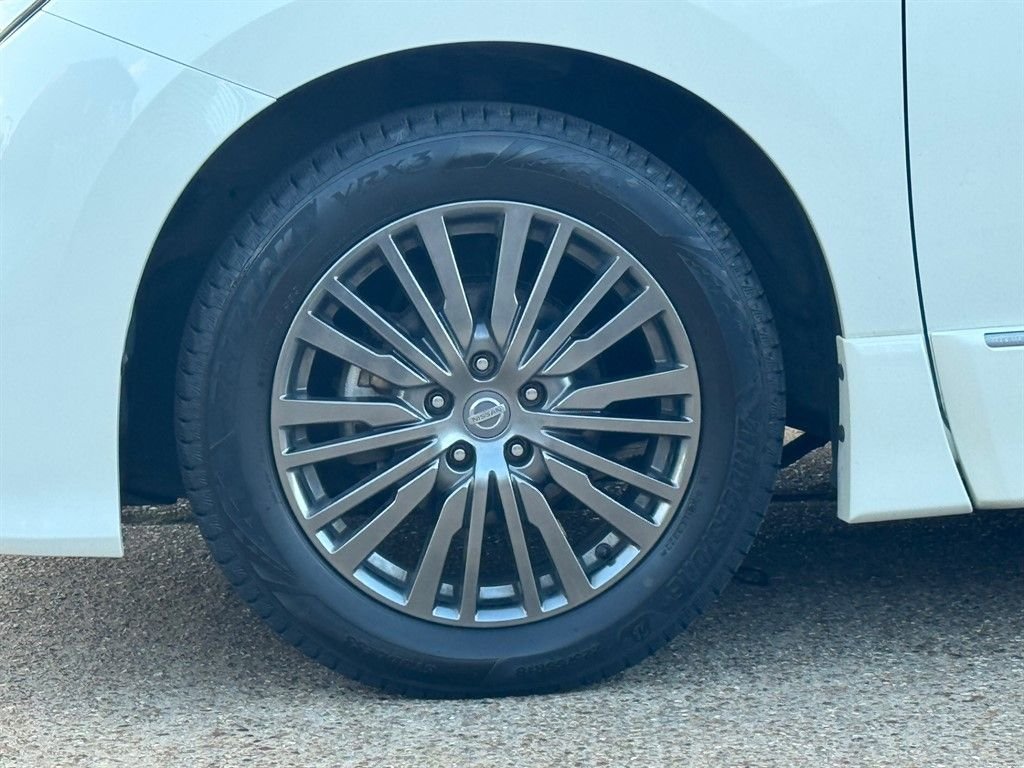 Used Nissan Elgrand 2019 for sale - 77477474: Photo 27