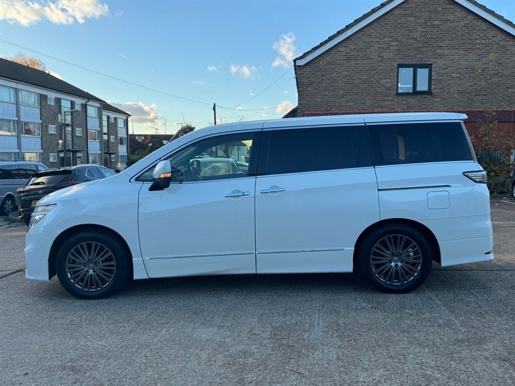 Used Nissan Elgrand 2019 for sale - 77477474: Photo 8