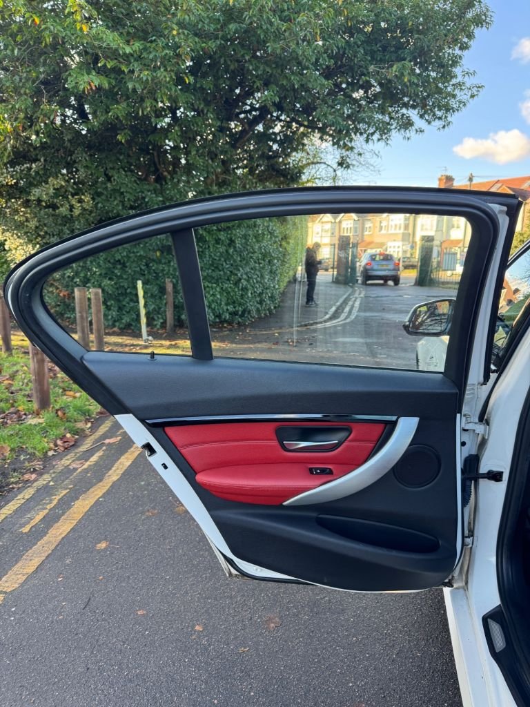 Used BMW 3 Series 2015 for sale - 76797832: Photo 16