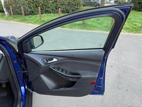 Used Ford Focus 2016 for sale - 75433436: Photo 15