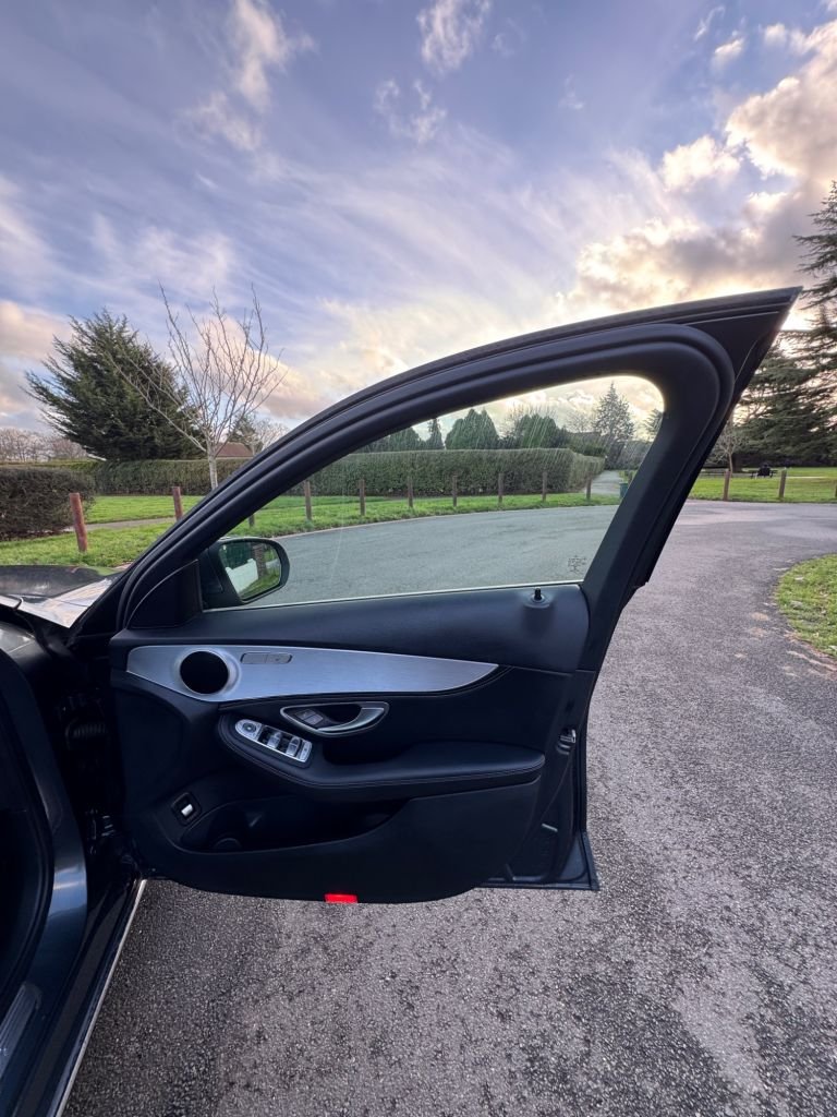 Used Mercedes-Benz C Class 2015 for sale - 77227140: Photo 14