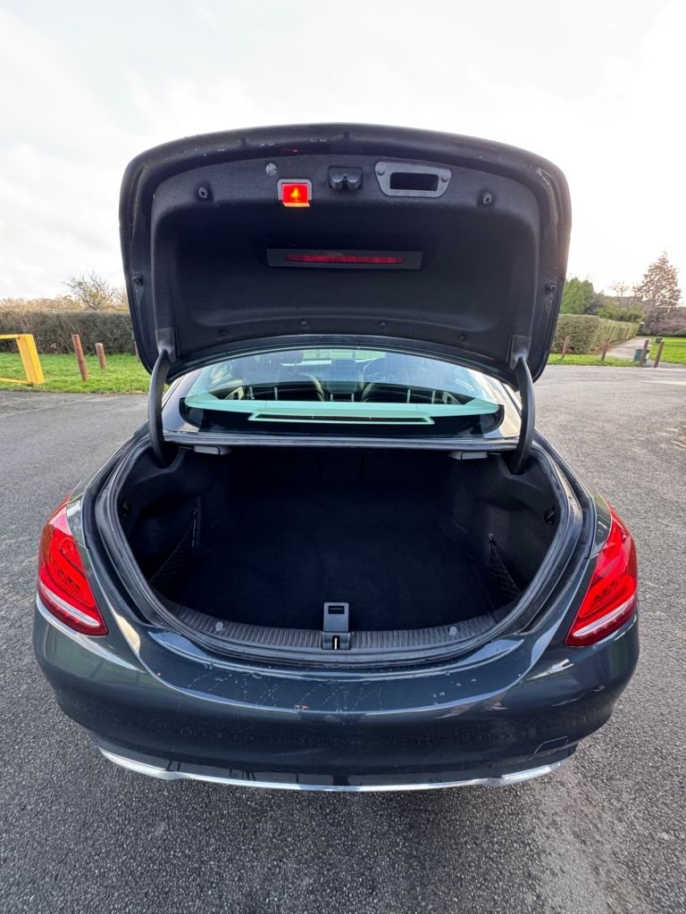 Used Mercedes-Benz C Class 2015 for sale - 77227140: Photo 22