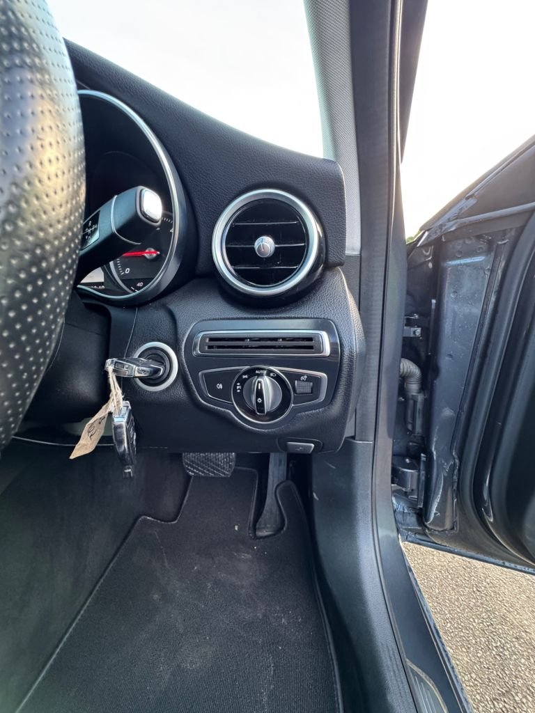 Used Mercedes-Benz C Class 2015 for sale - 77227140: Photo 33