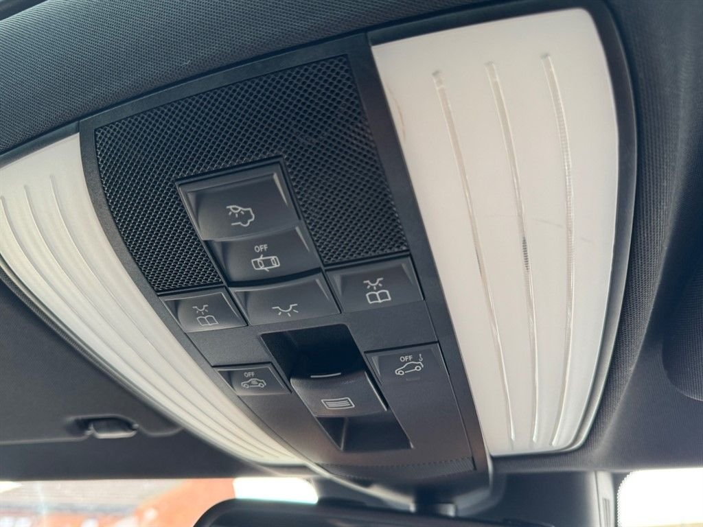 Used Volkswagen Golf 2014 for sale - 77642981: Photo 14